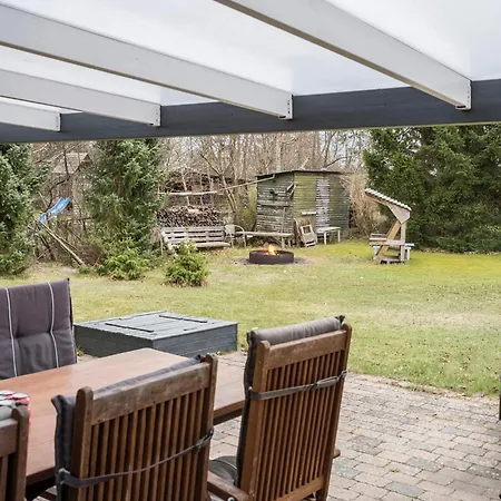 Holiday home Awesome In With Wifi