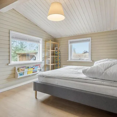Awesome In With Wifi Holiday home